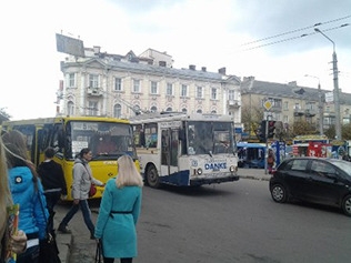 Хто відповідає за «смертельний перехід» на розі Дністровської та Галицької