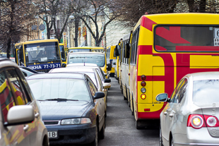 Акція протесту в центрі Франківська паралізувала рух траспорту